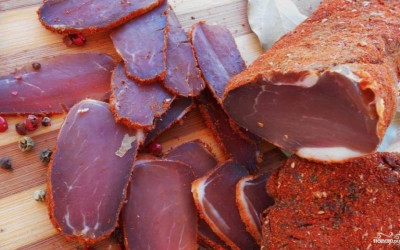 Сыровяленное мясо