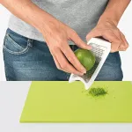 Терка для сыра с емкостью Guzzini KITCHEN ACTIVE DESIGN (29960033) Терка для сыра с емкостью Guzzini KITCHEN ACTIVE DESIGN (29960033)