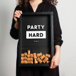 Копилка для винных пробок Бери-Дари "Party hard", черная